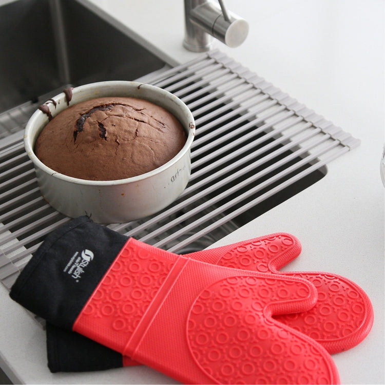 Heat Resistant Silicone Mitts