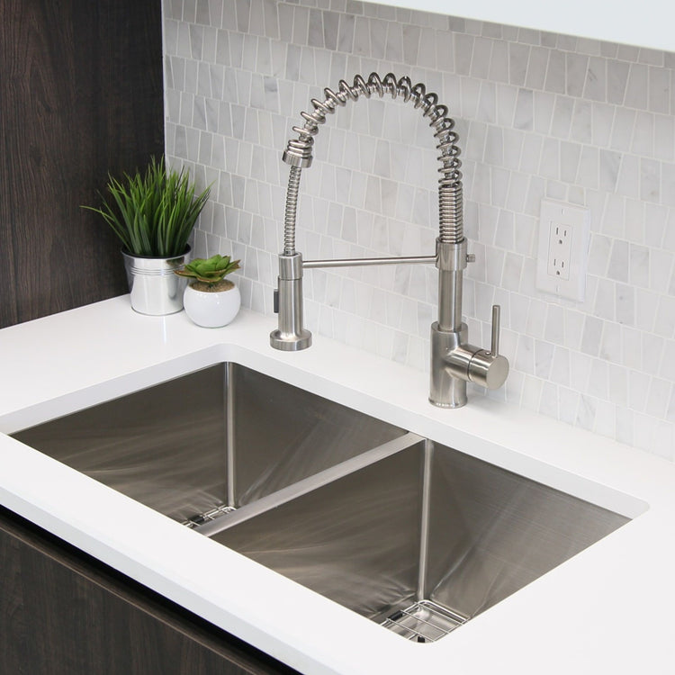 Stylish - Single Handle Pull Out Stainless Steel Kitchen Faucet Brushed Nickel