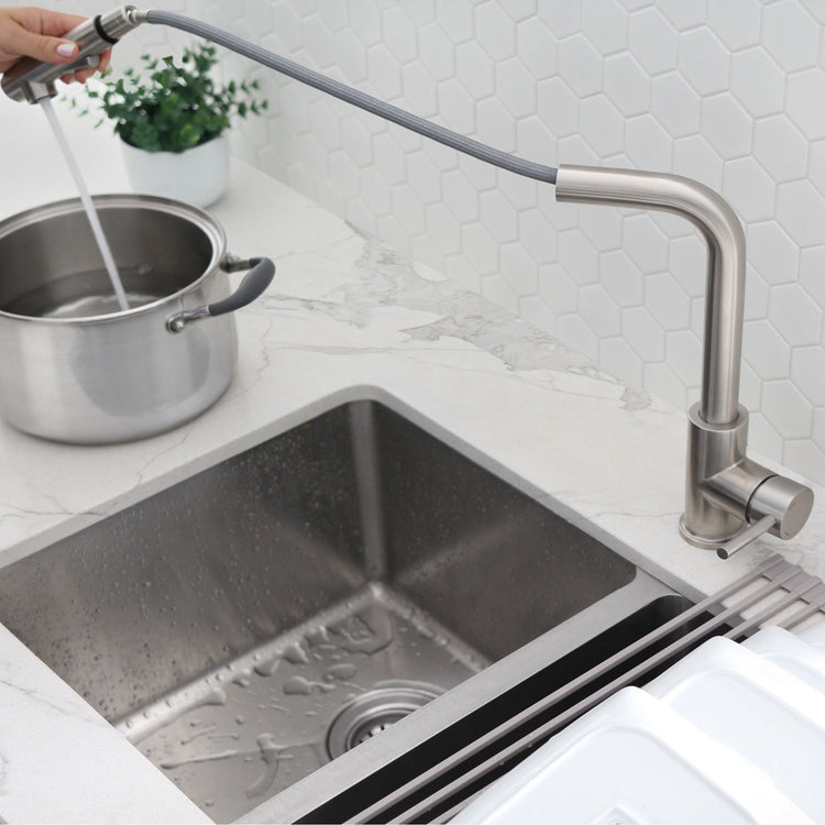 Stylish - Single-Handle Pull-Down Sprayer Kitchen Faucet in Stainless Steel